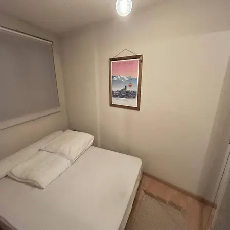 2 Pieces Au Calme Avec Terrasse Aux - Fr-1-593-110 Apartment *