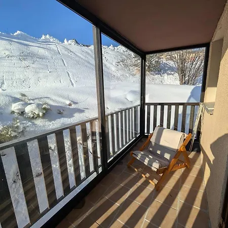 Appartement 2 Pieces Avec Terrasse Et Belle Vue - Fr-1-593-110